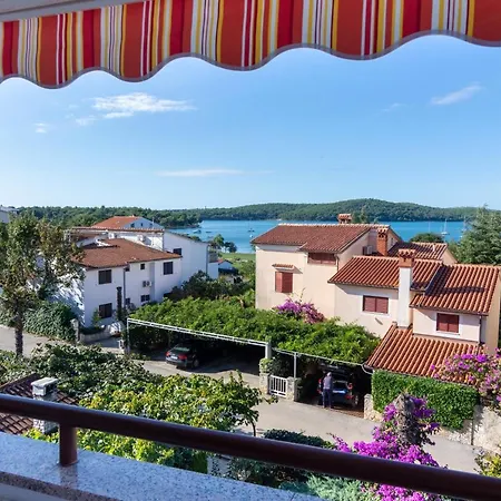 公寓 With Parking Space - 7495 *