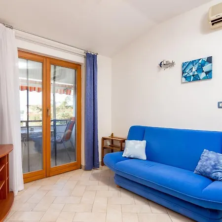 Apartment With A Parking Space - 7495